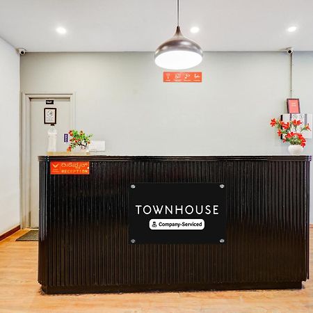 Super Townhouse Rr Nagar Hotel Bangalore Eksteriør billede