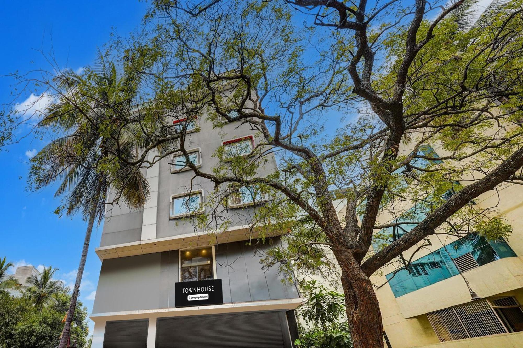 Super Townhouse Rr Nagar Hotel Bangalore Eksteriør billede