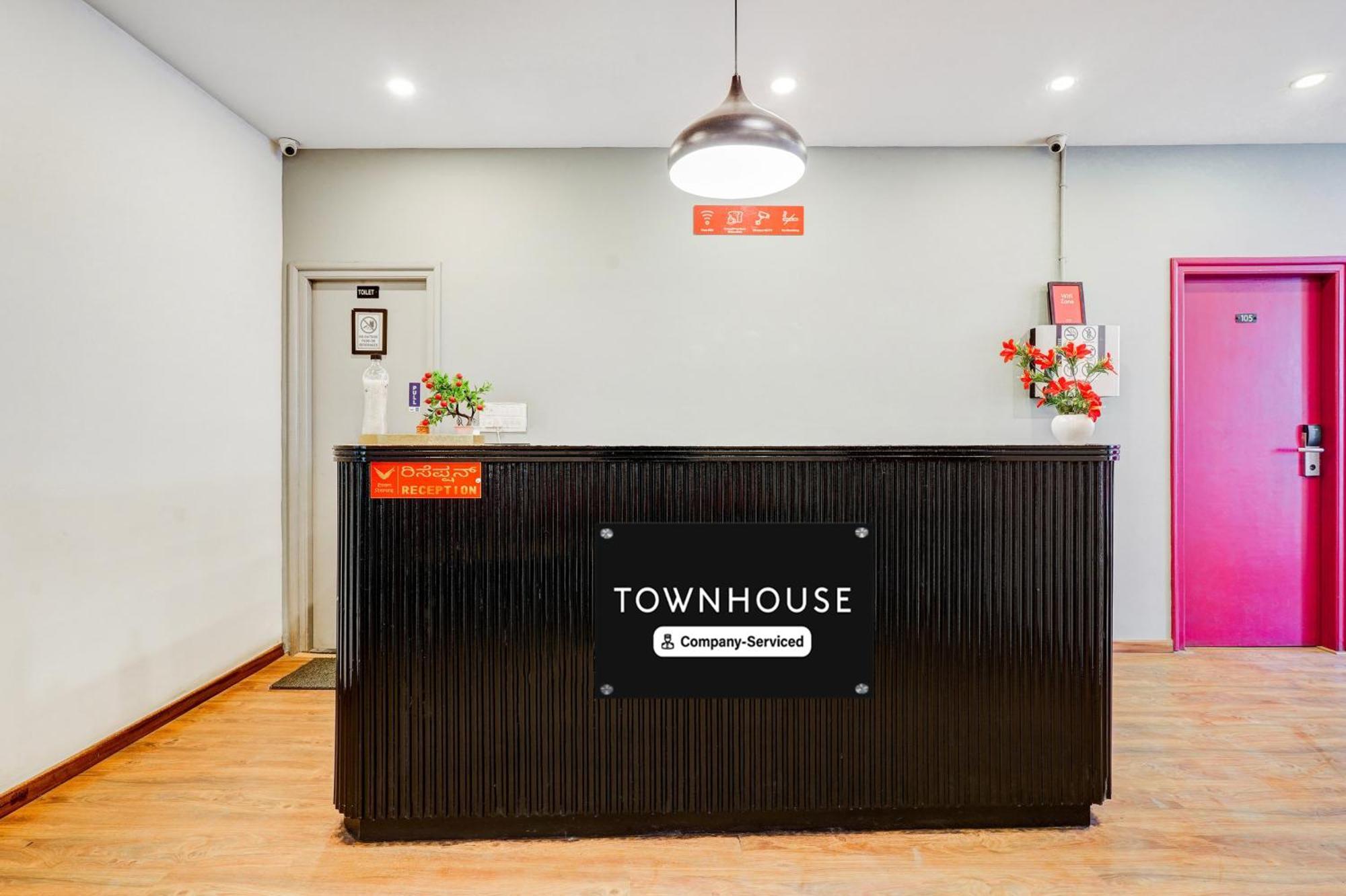 Super Townhouse Rr Nagar Hotel Bangalore Eksteriør billede