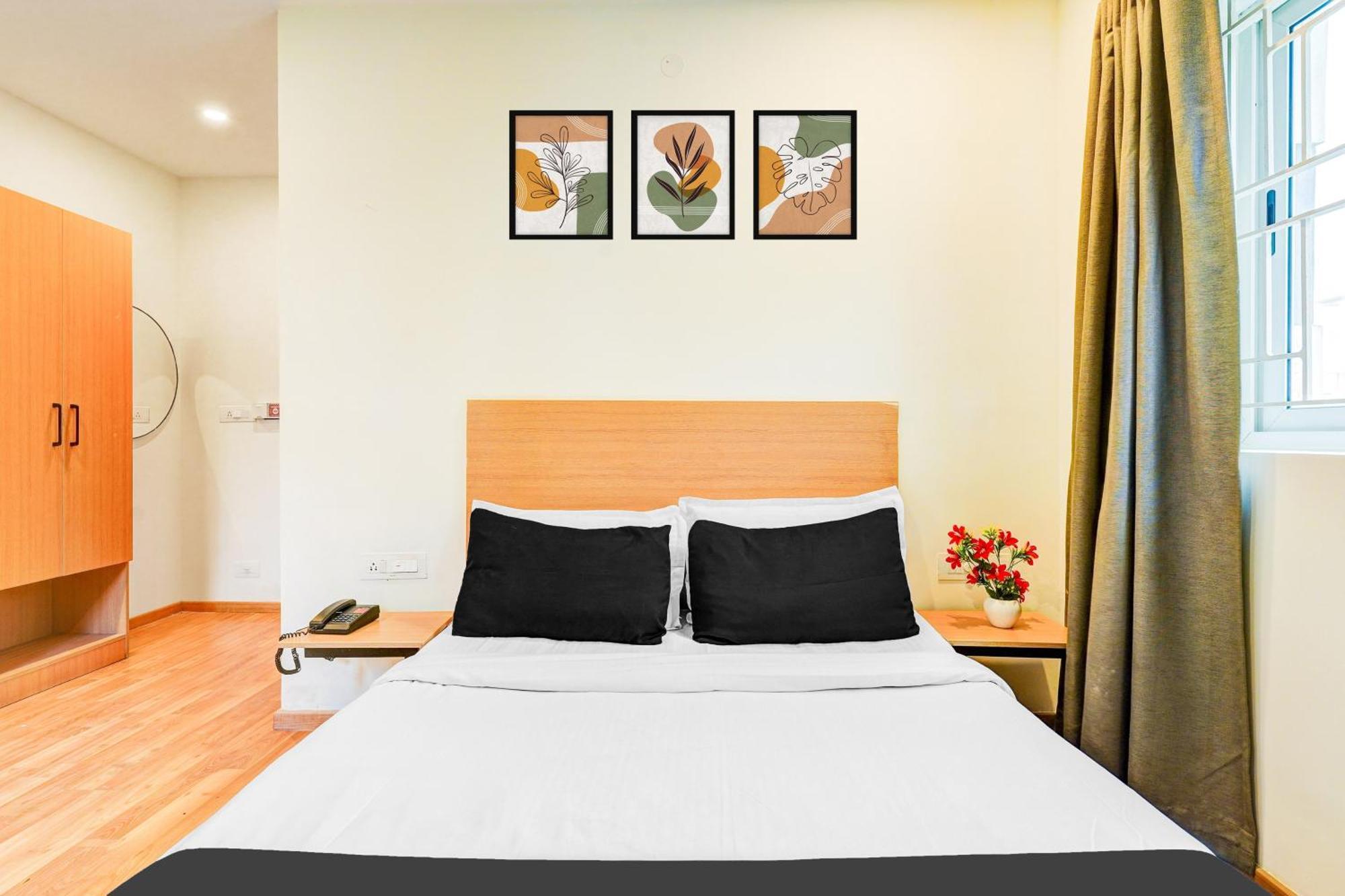 Super Townhouse Rr Nagar Hotel Bangalore Eksteriør billede