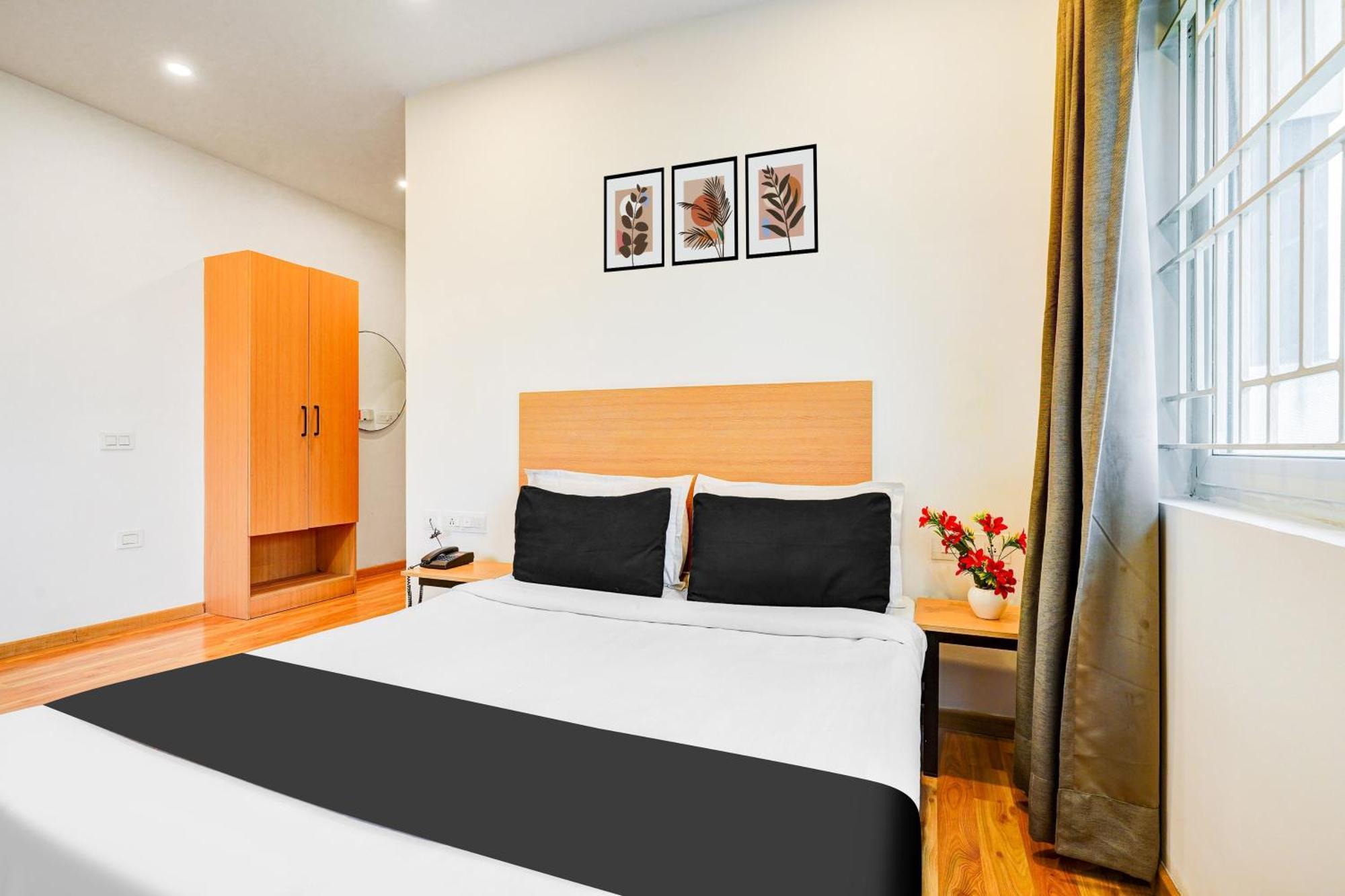 Super Townhouse Rr Nagar Hotel Bangalore Eksteriør billede